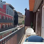 Boutique Rentals-the Alma W/ Balcony *