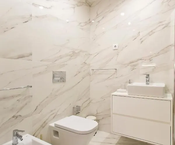 Boutique Rentals-the Alma W/ Balcony Daire *