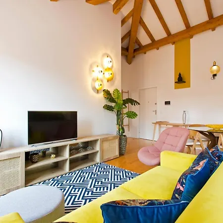 Apartment Boutique Rentals-the Alma W/ Balcony Porto